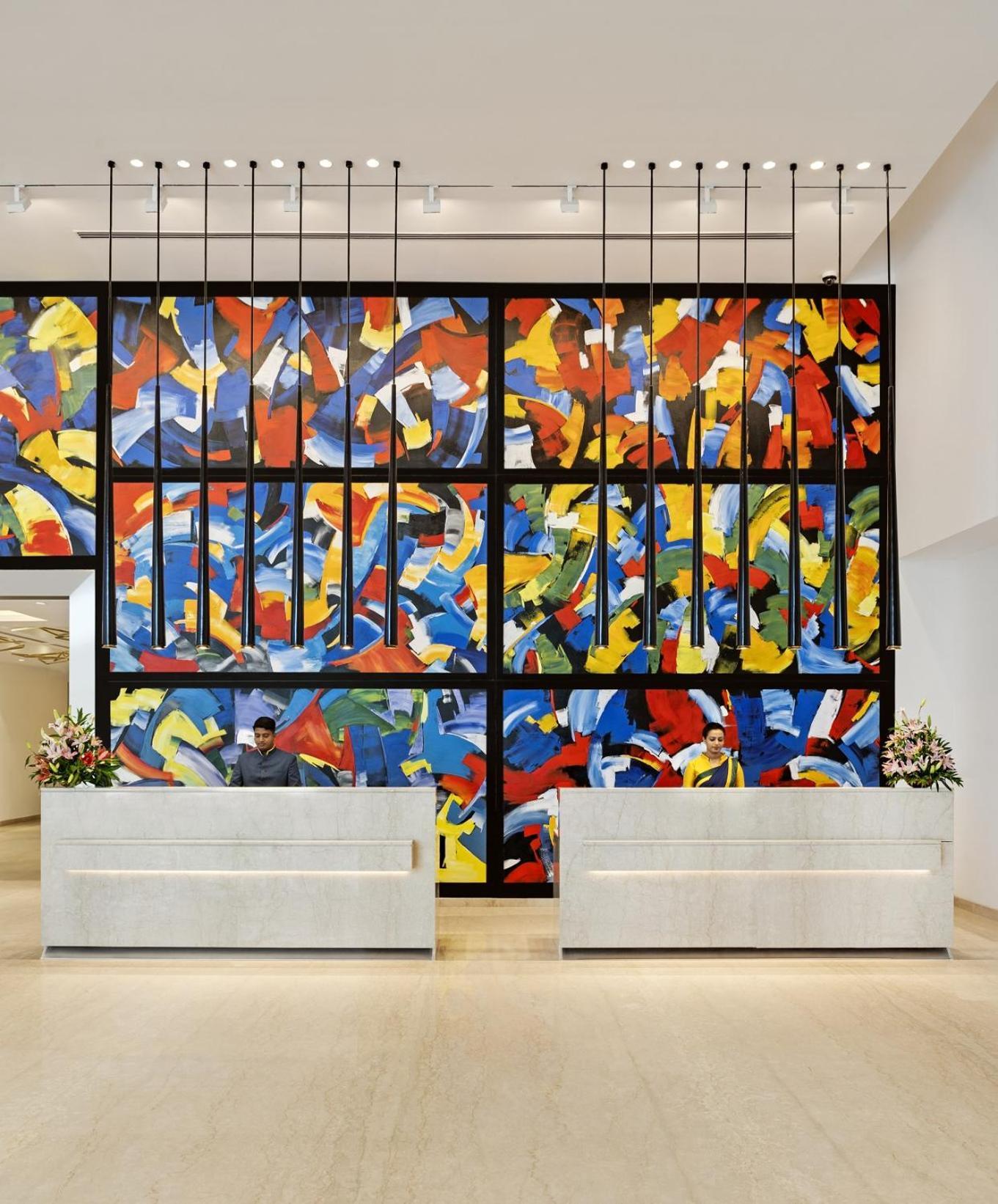O By Tamara, Trivandrum トリバンドラム エクステリア 写真 The lobby of the InterContinental Hotel, Berlin